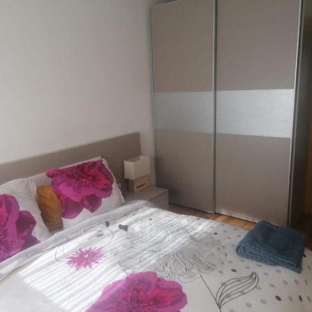 Apartamento Praga Віторія-Гастейс Екстер'єр фото
